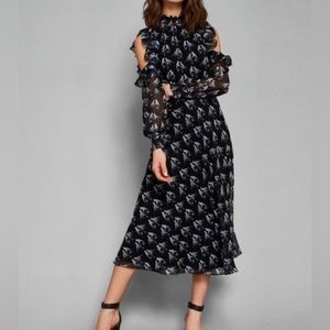 TED BAKER Hilania Love Birds Midi Dress
Brand new tags attached, never worn.